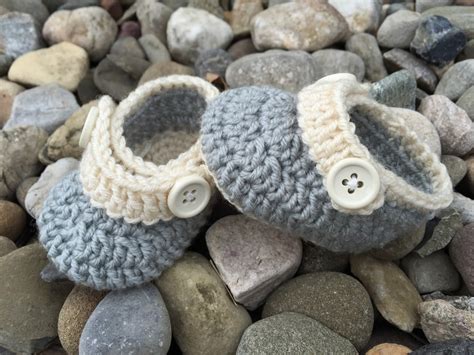 Round 2: Ch 1. . Free crochet patterns for baby hats and booties